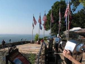 Hilltop Viewing area - Ford Dealer