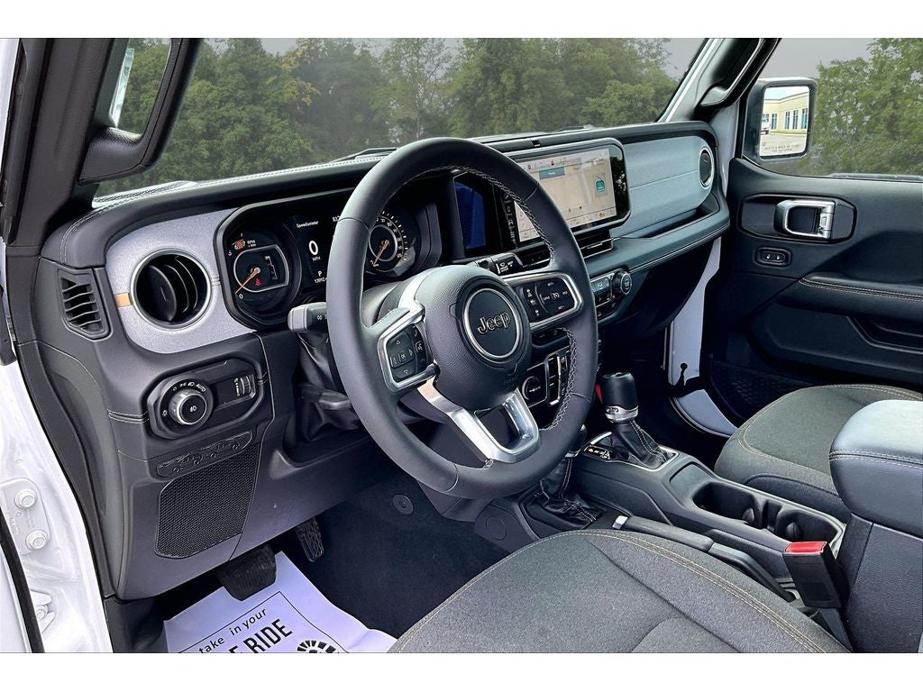 2025 Jeep Wrangler Sahara