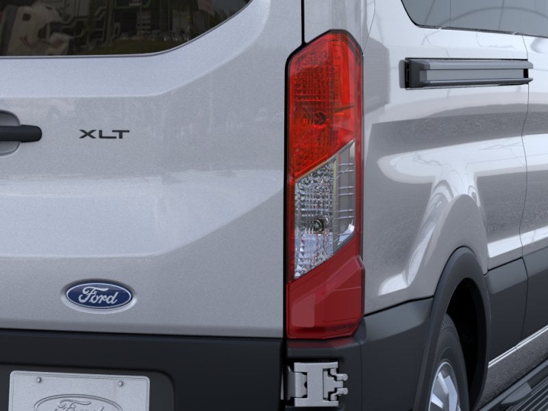 2026 Ford Transit Wagon XLT