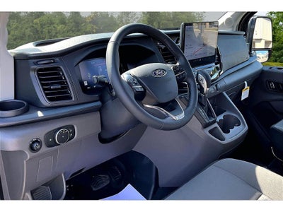 2026 Ford Transit Wagon XLT