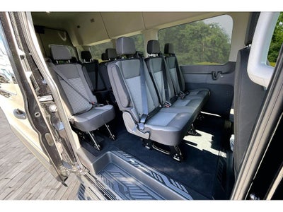 2026 Ford Transit Wagon XLT