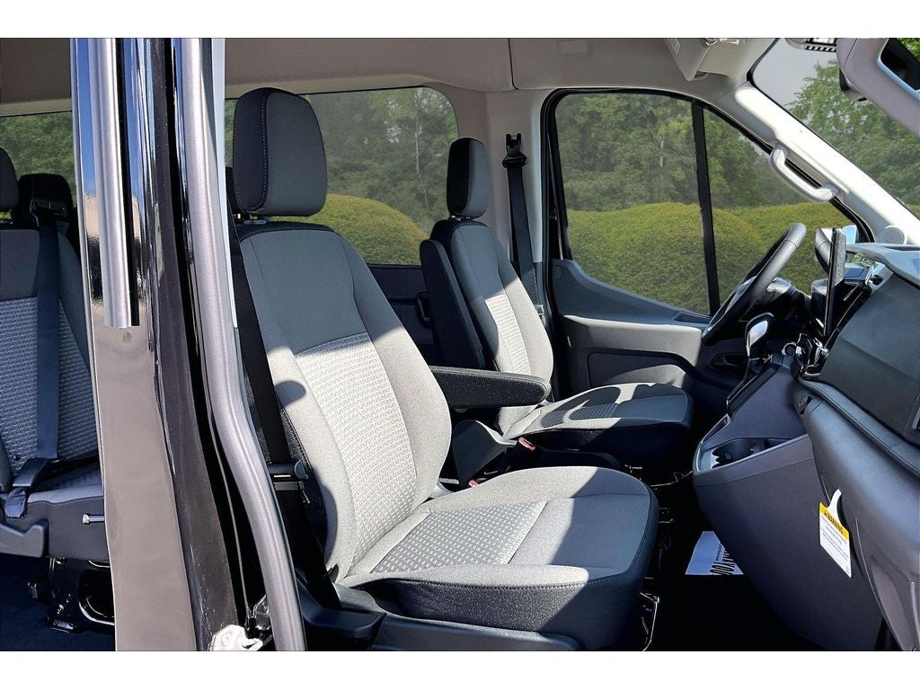 2026 Ford Transit Wagon XLT