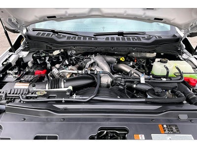 2026 Ford F-550 LARIAT