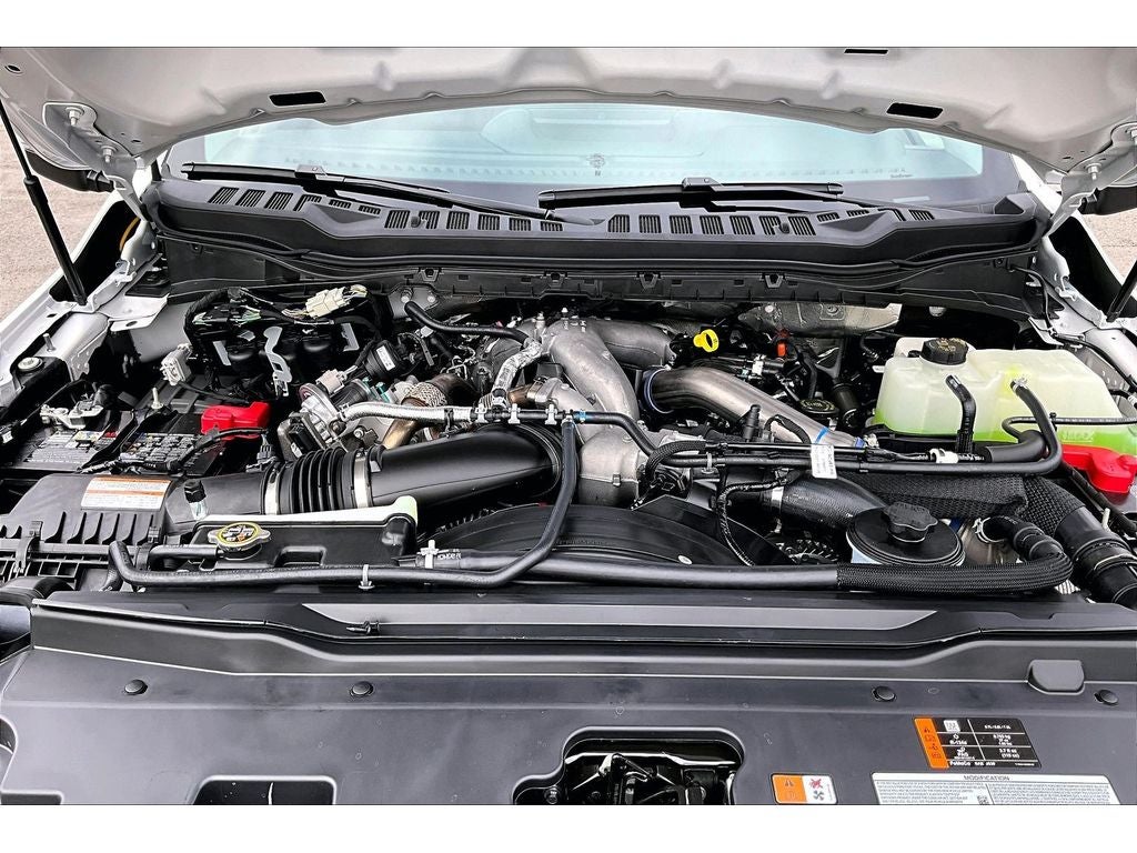 2026 Ford F-550 LARIAT