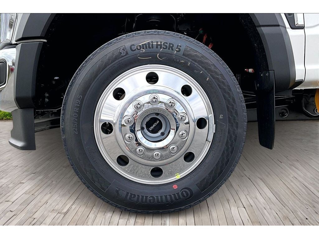 2026 Ford F-550 LARIAT