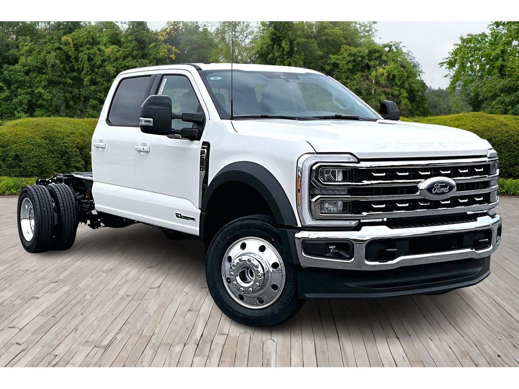 2026 Ford F-550 LARIAT