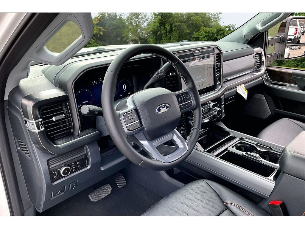 2026 Ford F-550 LARIAT