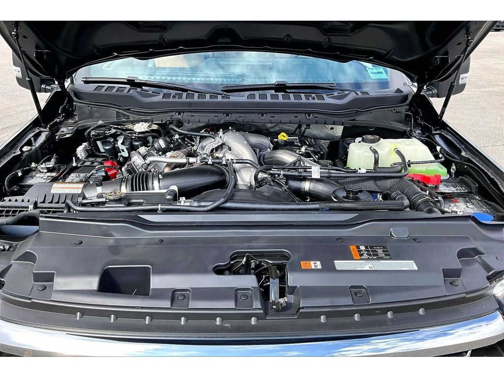 2026 Ford F-550 LARIAT