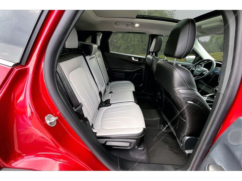 2026 Ford Escape Platinum