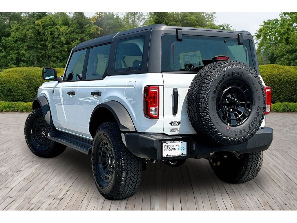 2026 Ford Bronco Base