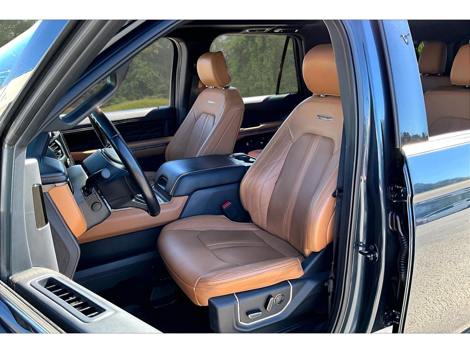 2023 Ford Expedition MAX Platinum