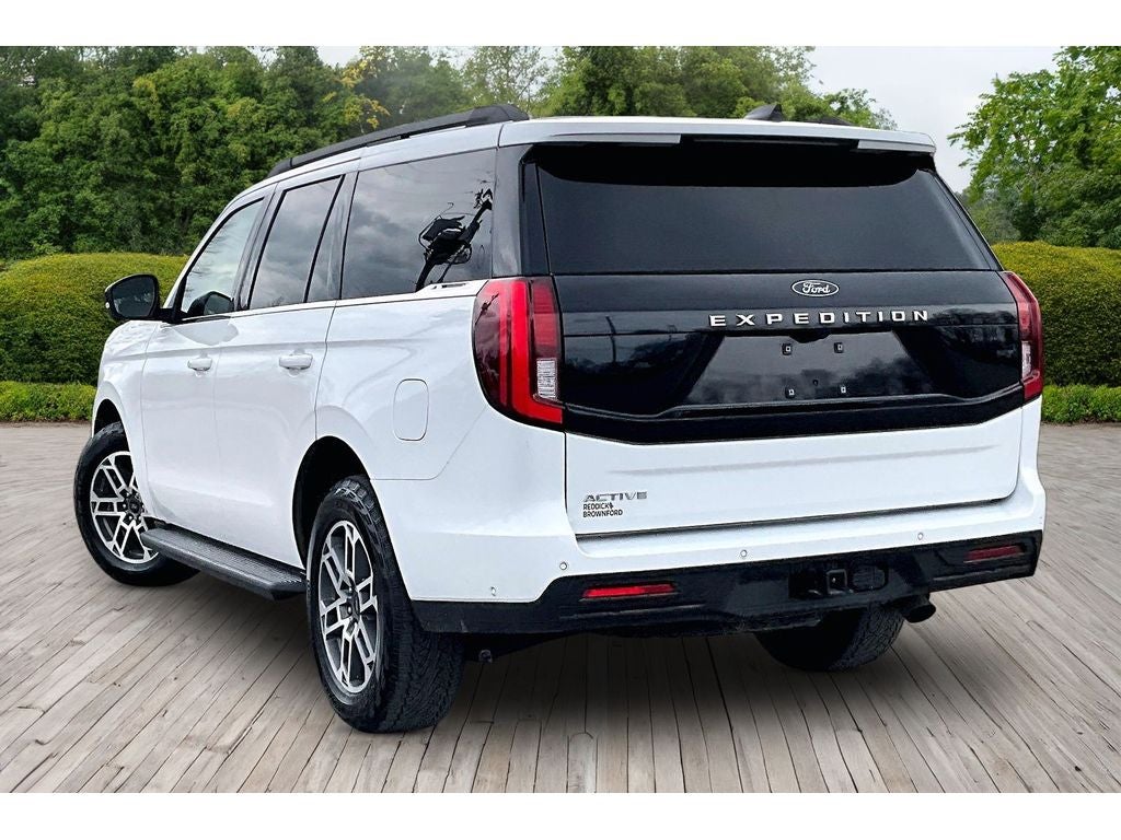 2025 Ford Expedition Active