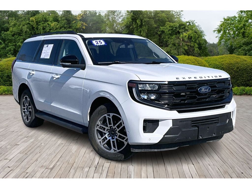 2025 Ford Expedition Active