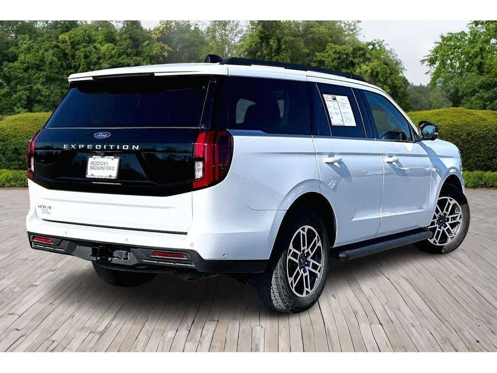 2025 Ford Expedition Active