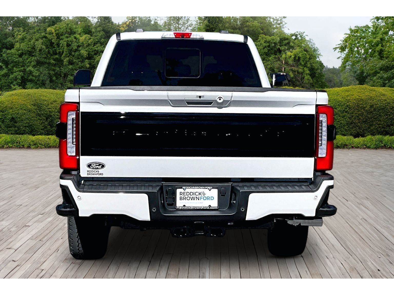 2027 Ford F-250 Platinum