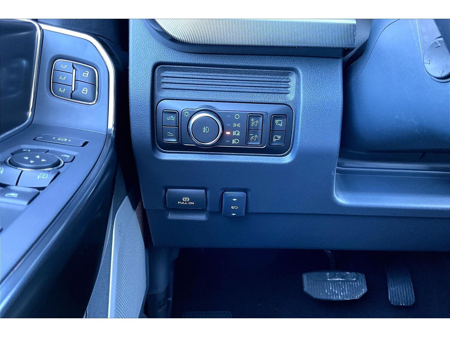 2027 Ford F-250 Platinum