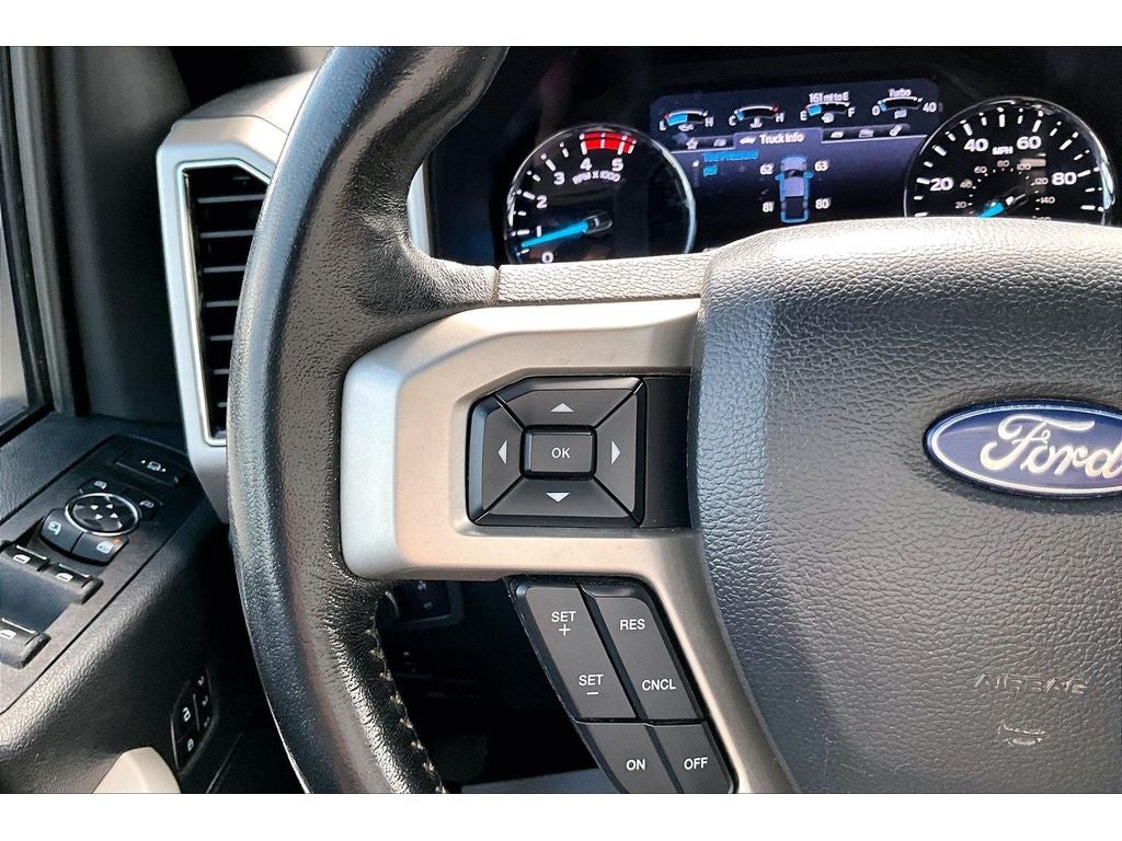 2022 Ford F-350 LARIAT