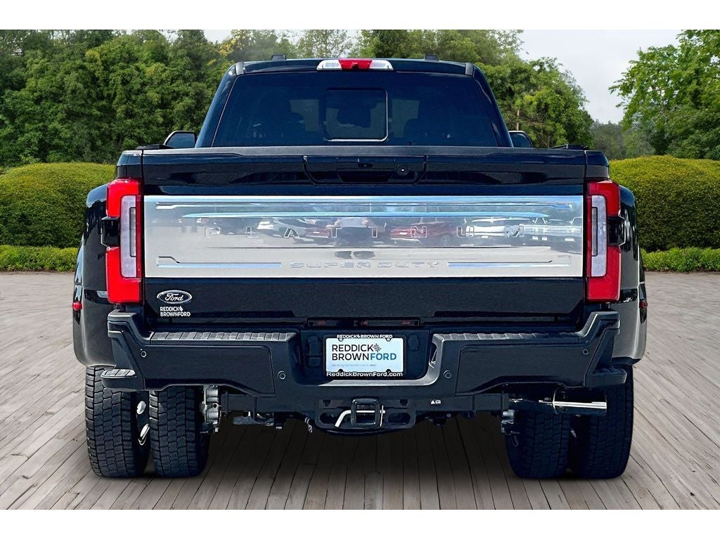 2026 Ford F-450 Platinum Plus Package