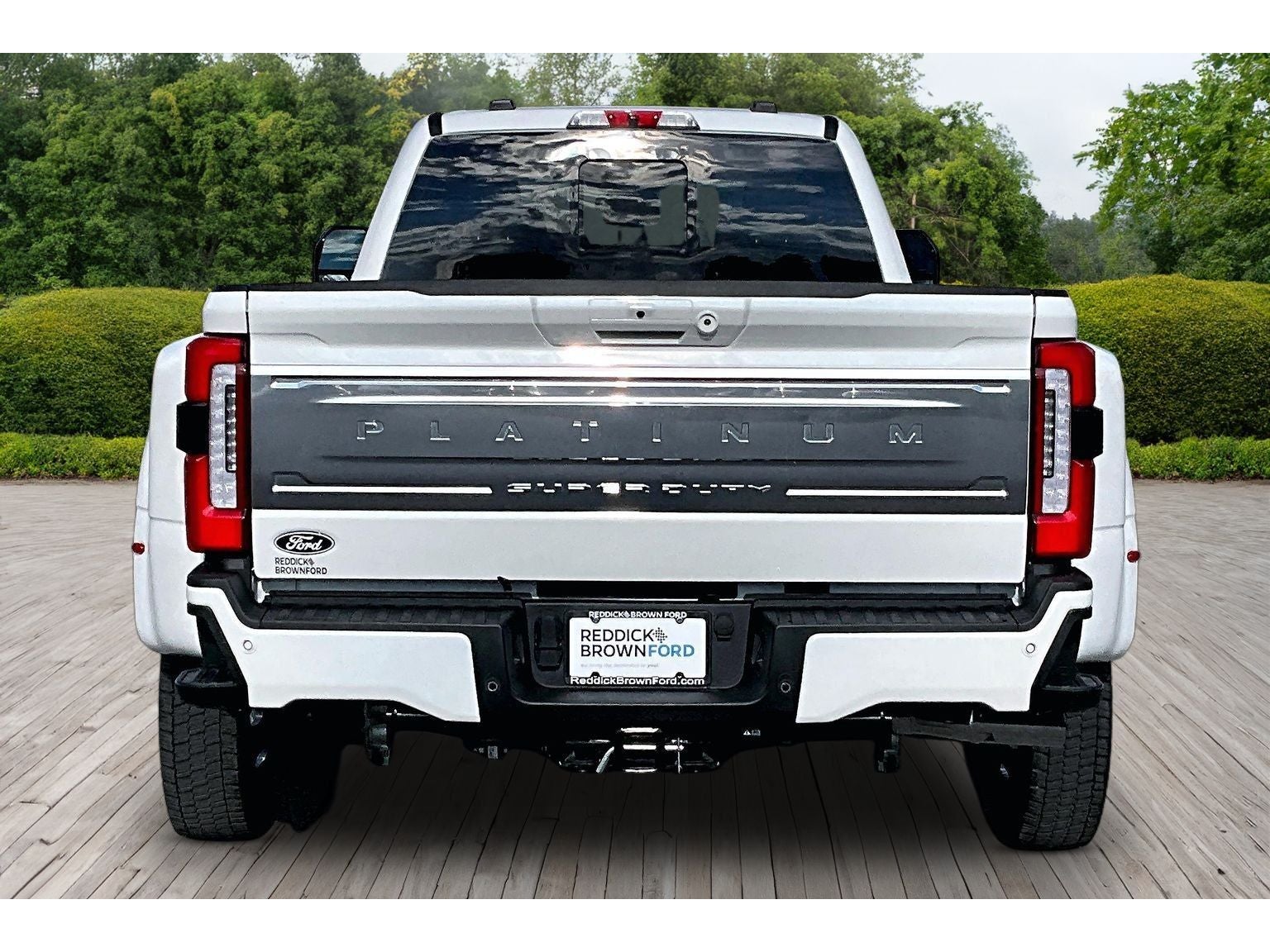 2027 Ford F-450 Platinum