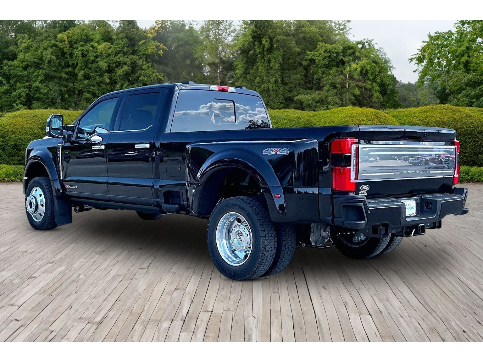 2027 Ford F-450 Platinum