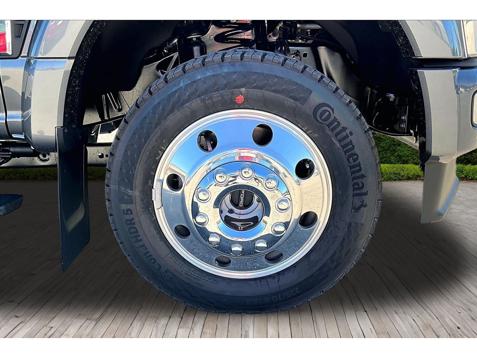 2027 Ford F-450 Platinum