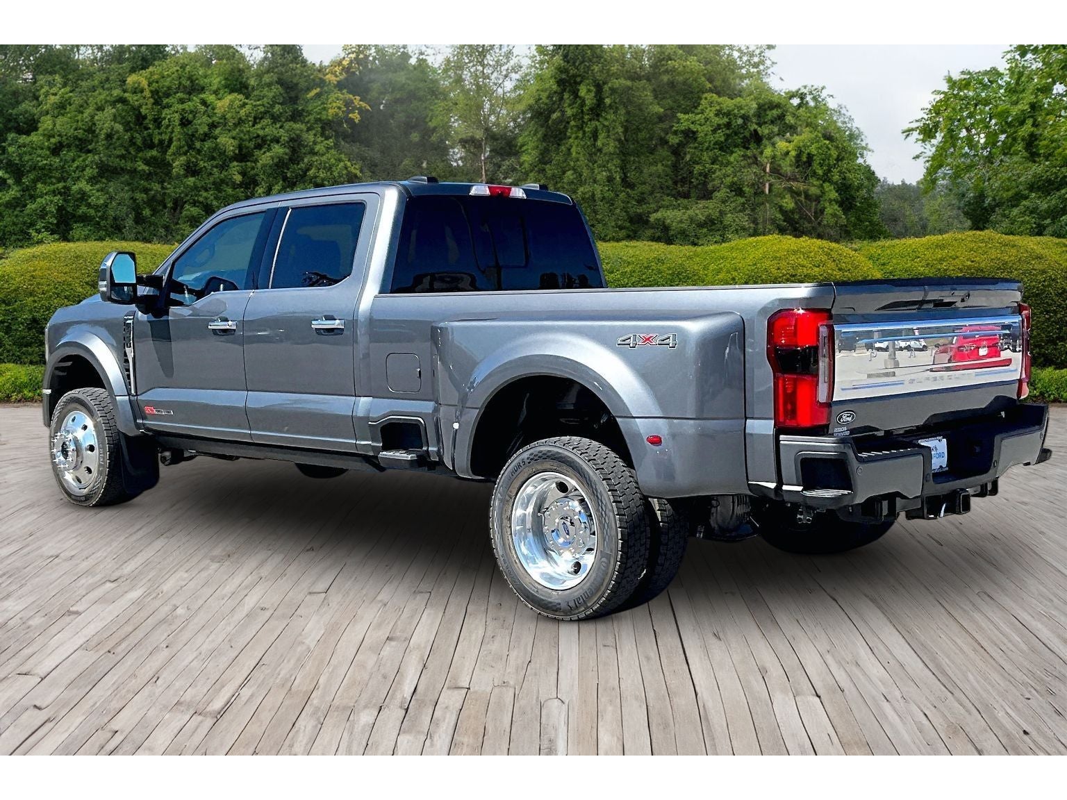 2027 Ford F-450 Platinum