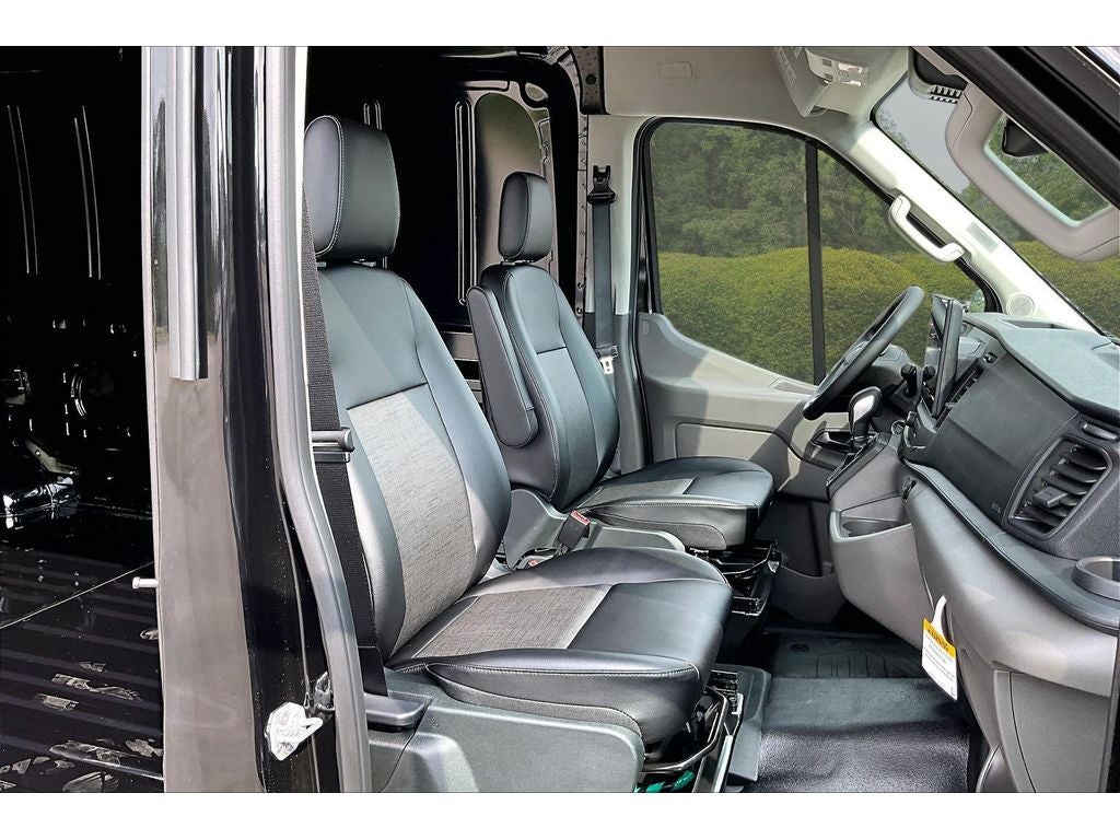 2027 Ford Transit Van Base