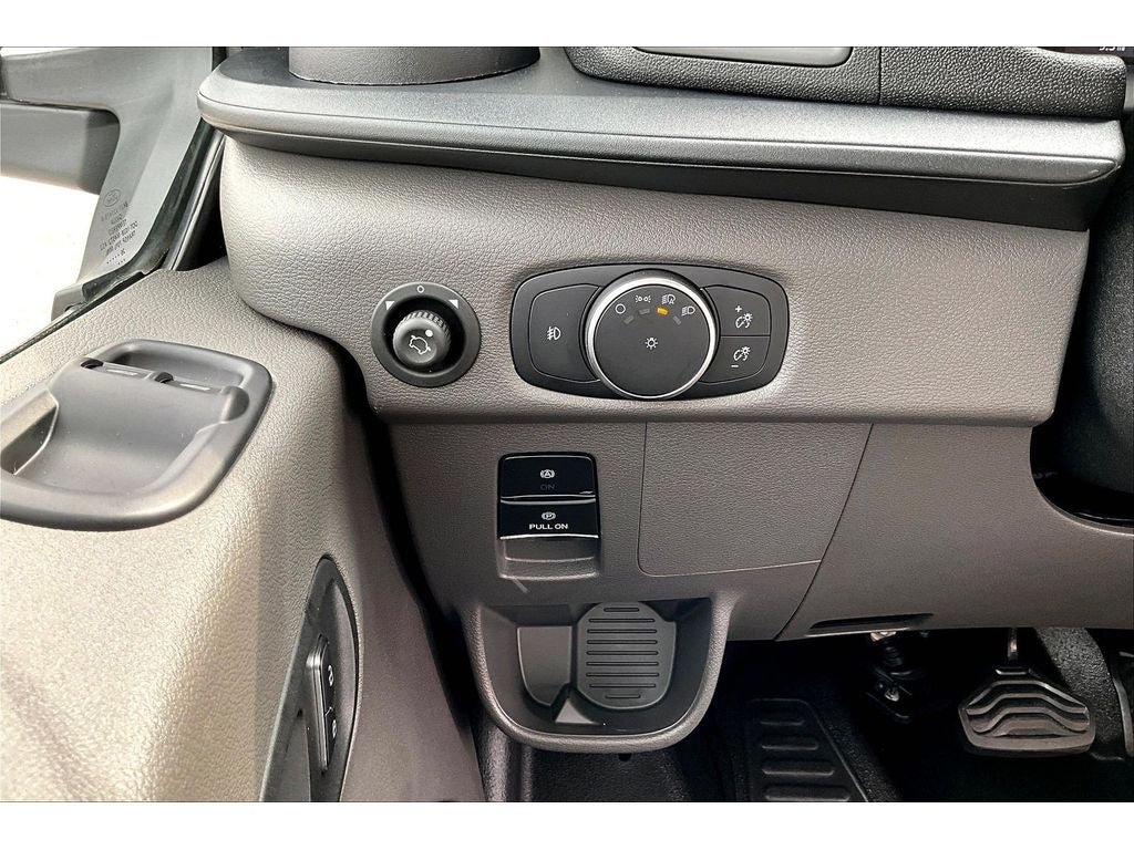 2027 Ford Transit Van Base