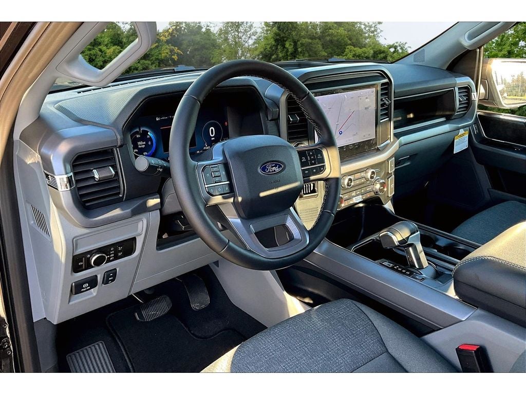 2025 Ford F-150 Lightning XLT
