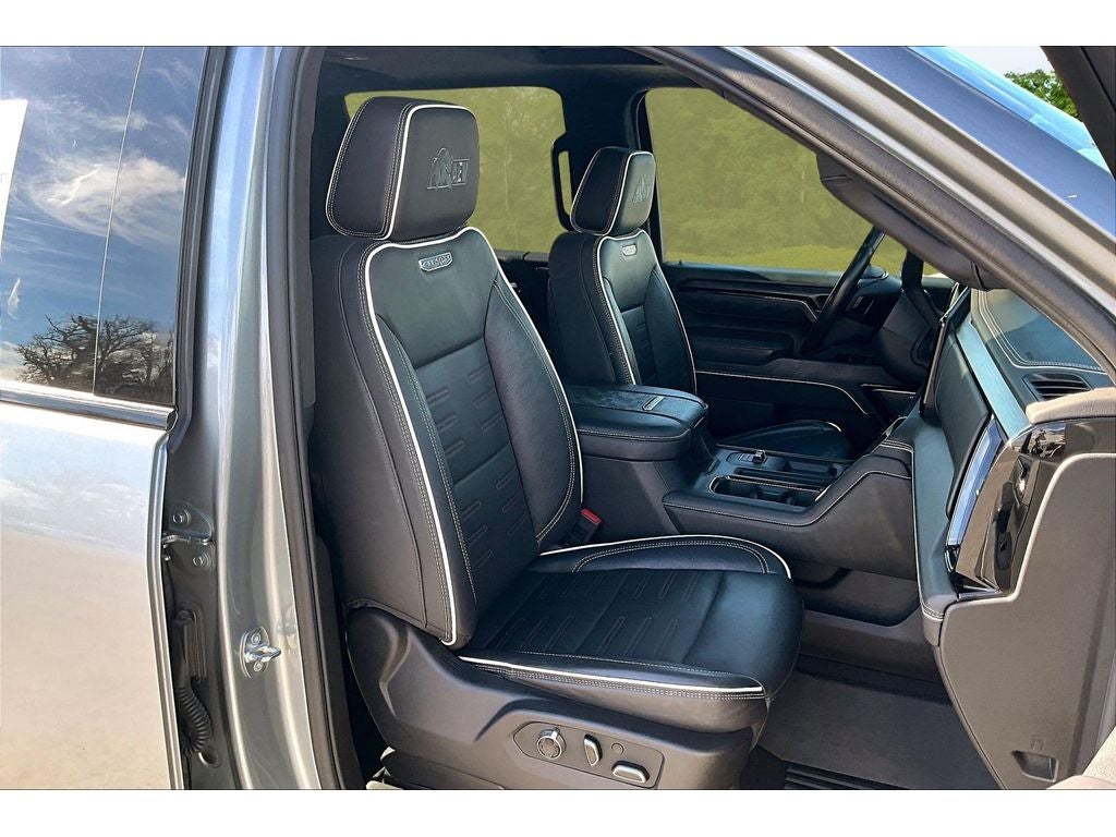 2024 GMC Sierra AT4X