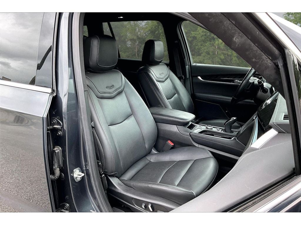 2023 Cadillac XT6 FWD Premium Luxury