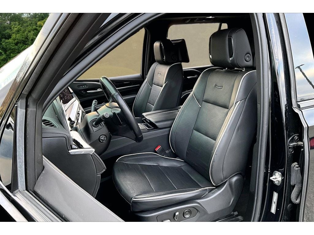 2023 Cadillac Escalade 4WD Sport