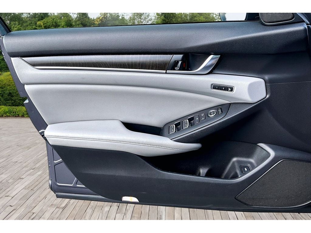 2019 Honda Accord Touring 2.0T