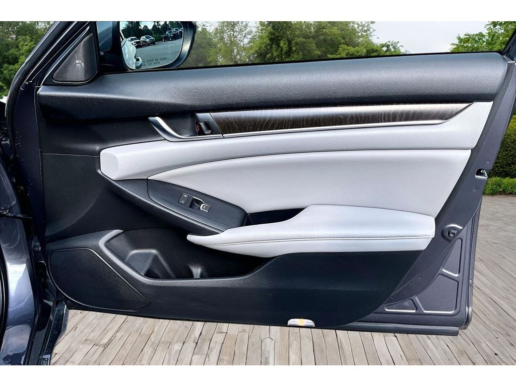 2019 Honda Accord Touring 2.0T