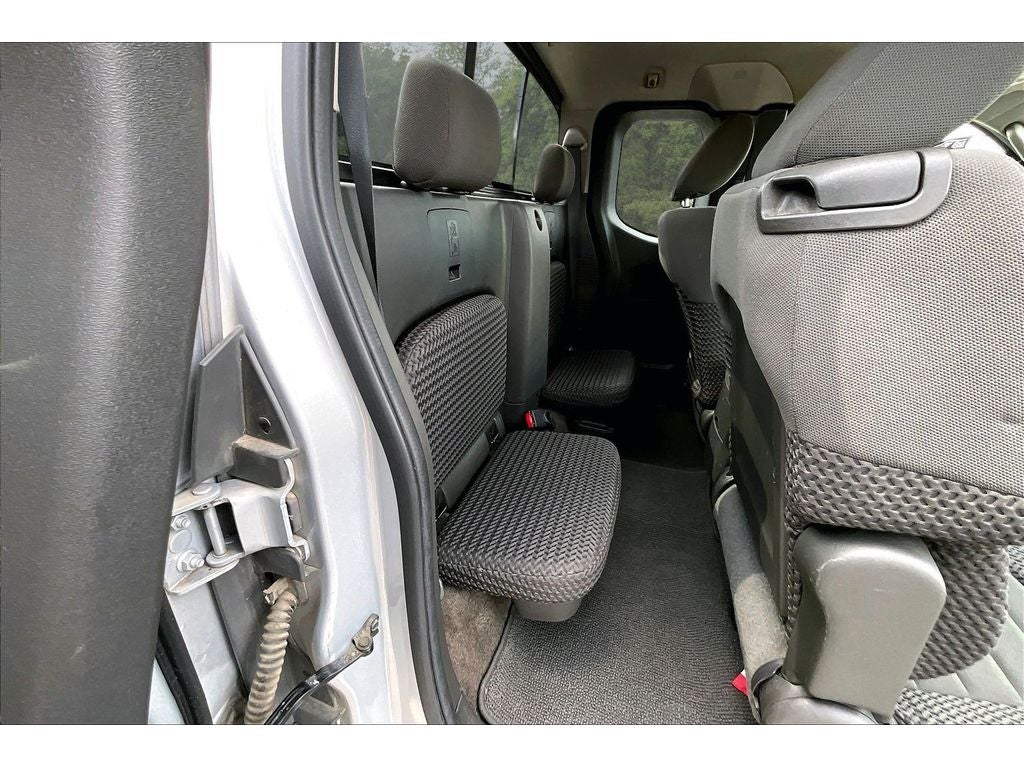 2011 Nissan Frontier SV