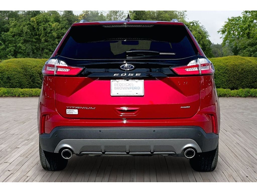 2024 Ford Edge Titanium