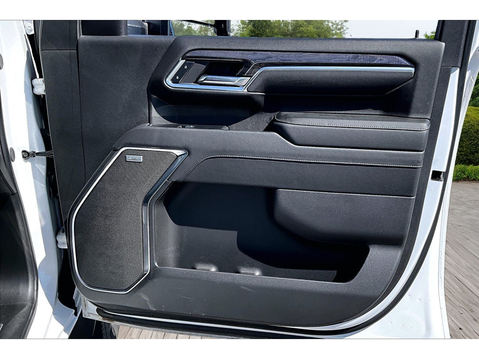 2024 Chevrolet Silverado LTZ