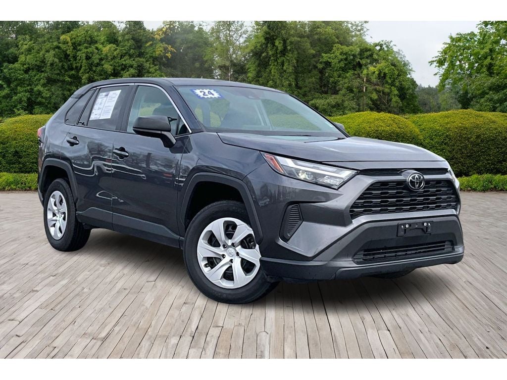 2024 Toyota RAV4 LE