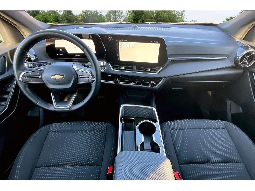 2025 Chevrolet Equinox FWD LT