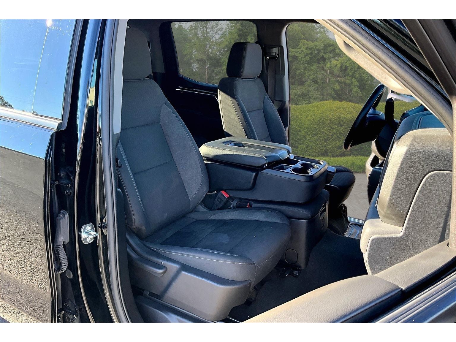 2025 GMC Sierra Elevation