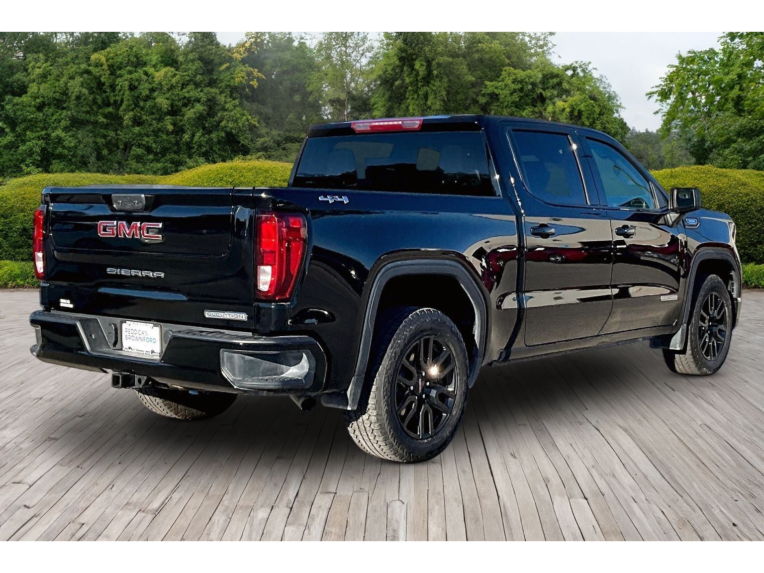 2025 GMC Sierra Elevation
