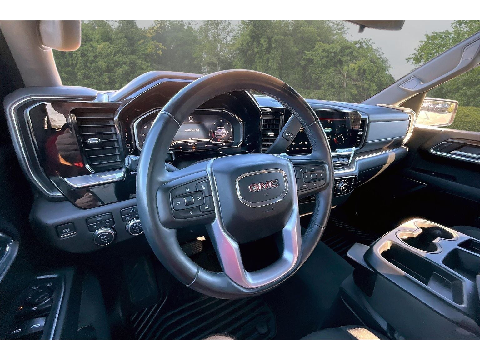2025 GMC Sierra Elevation