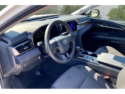 2025 Toyota Camry Hybrid LE
