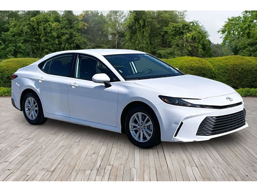 2025 Toyota Camry Hybrid LE
