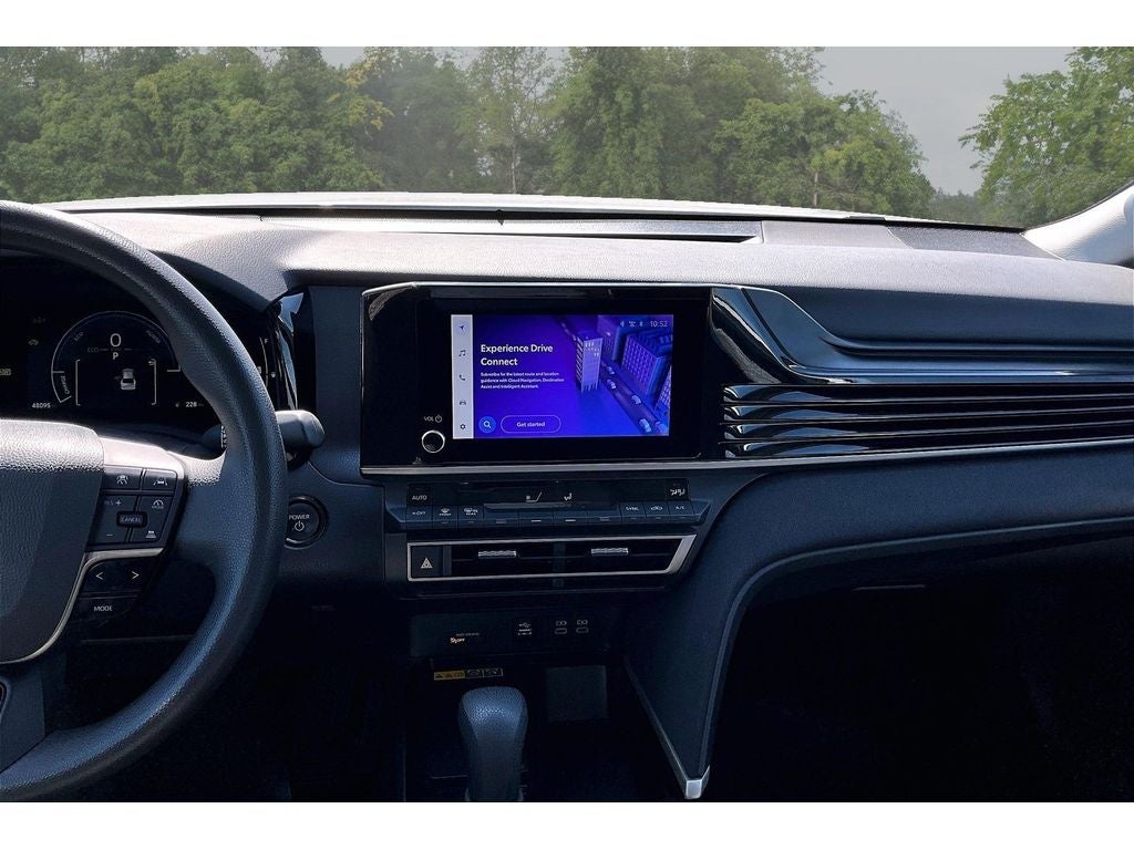 2025 Toyota Camry Hybrid LE