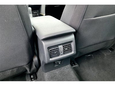 2025 Toyota Camry Hybrid LE