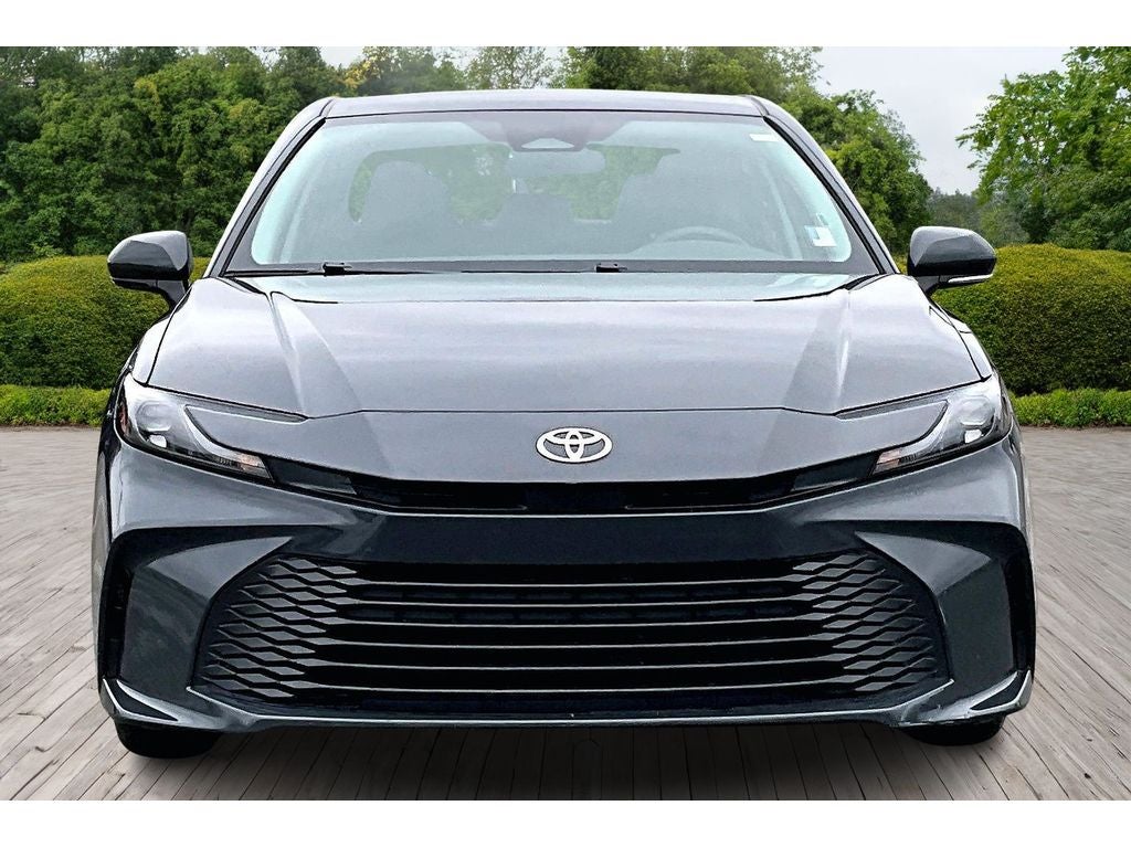 2025 Toyota Camry Hybrid LE