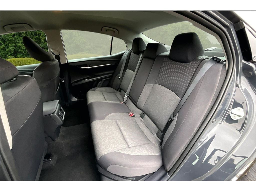 2025 Toyota Camry Hybrid LE