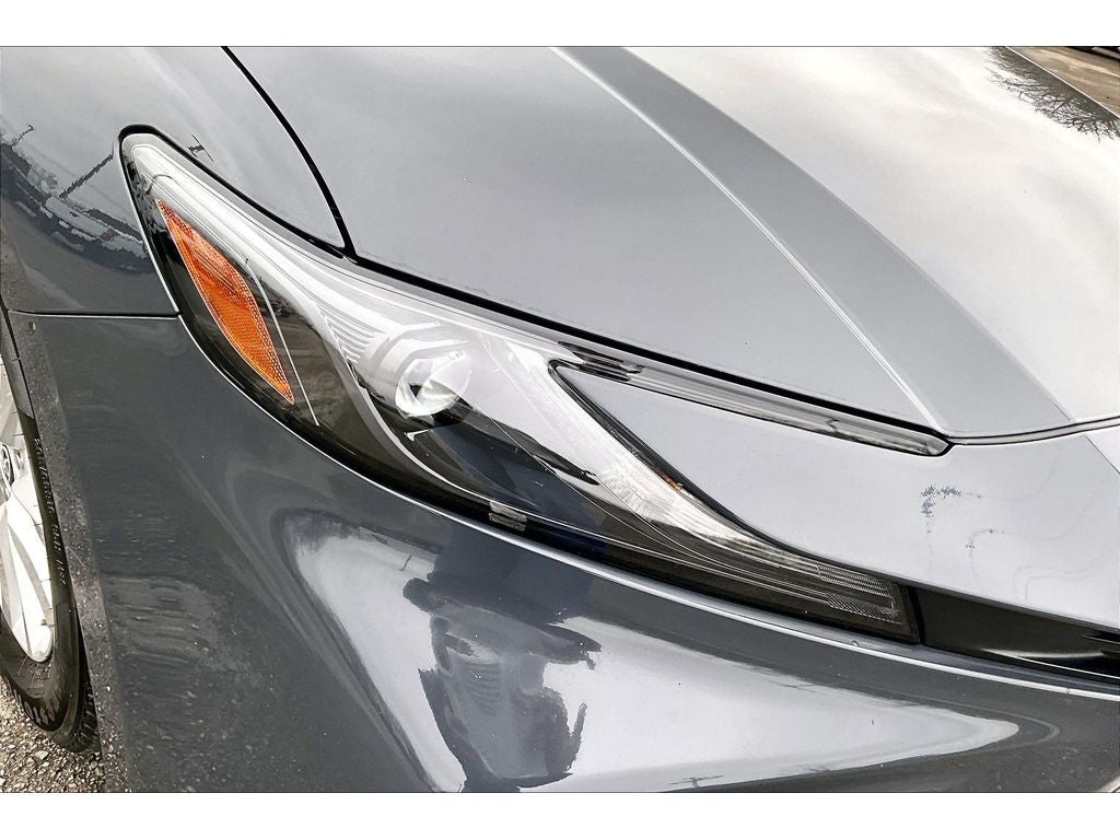 2025 Toyota Camry Hybrid LE