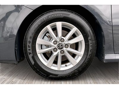 2025 Toyota Camry Hybrid LE